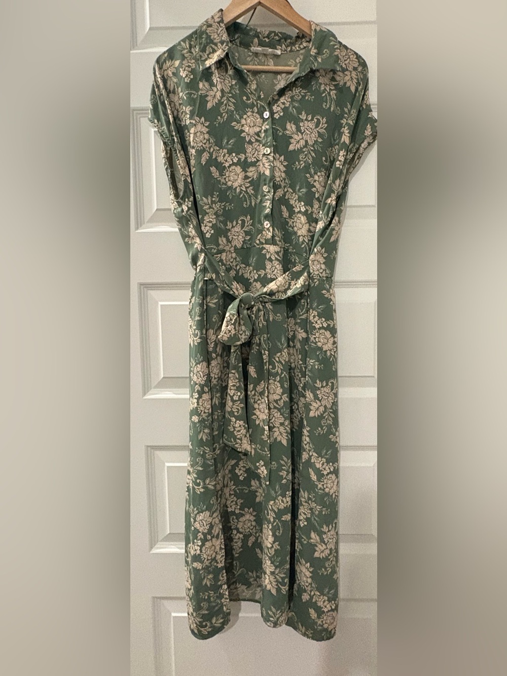 Green Floral Tie-Waist Button Front Dress, Lucky Brand, size XL
